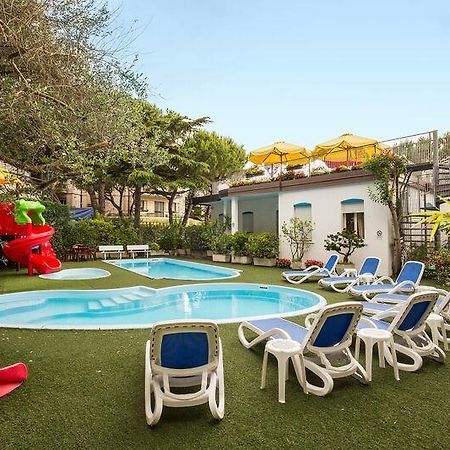 Hotel Manzoni Lido di Jesolo Zewnętrze zdjęcie