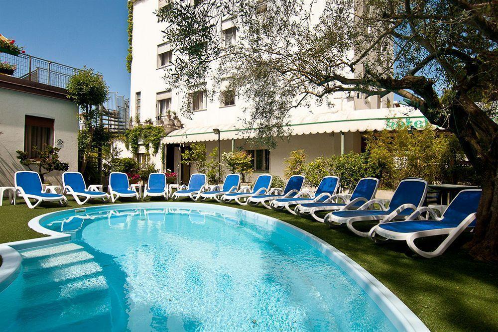 Hotel Manzoni Lido di Jesolo Zewnętrze zdjęcie
