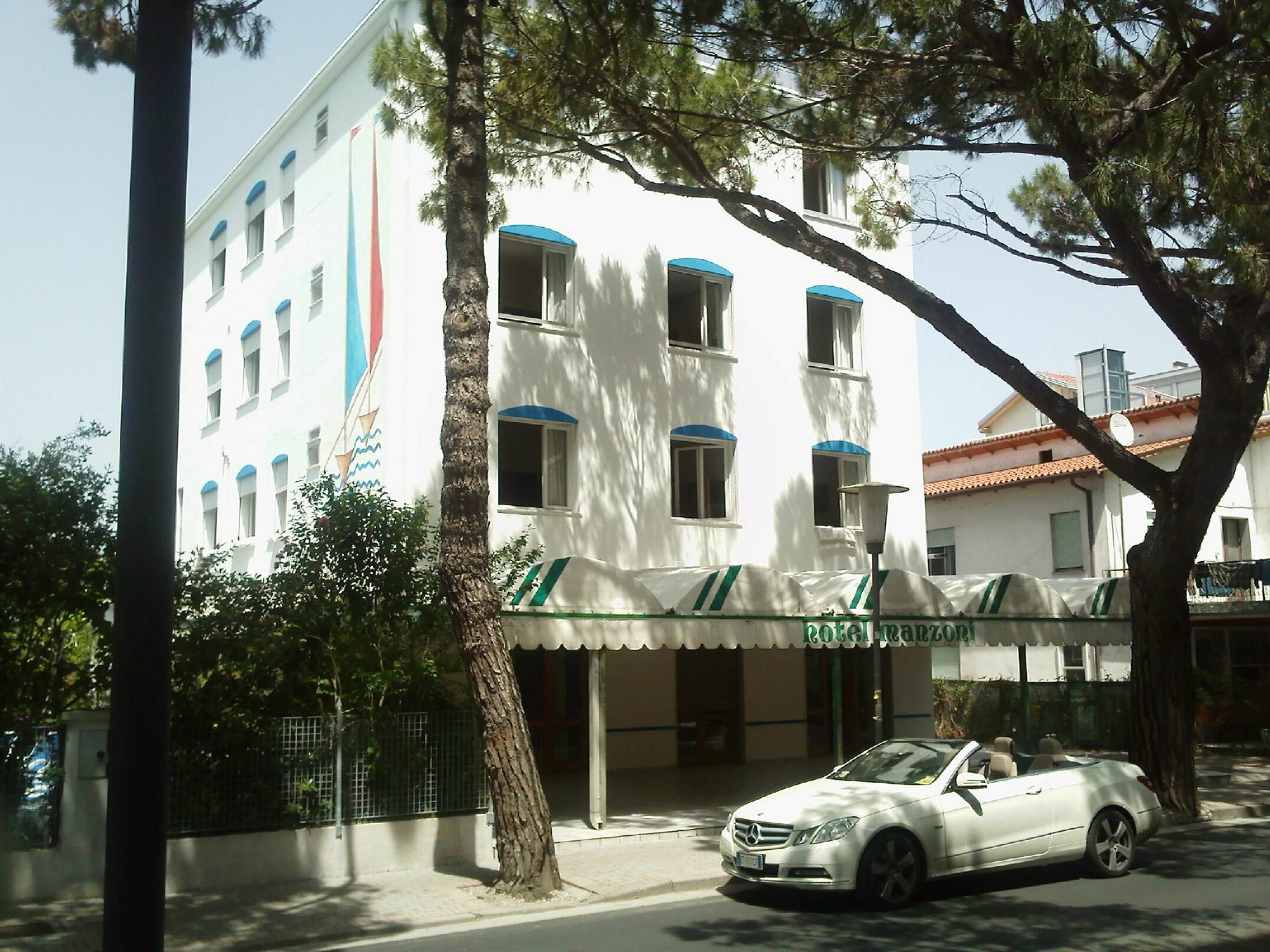 Hotel Manzoni Lido di Jesolo Zewnętrze zdjęcie